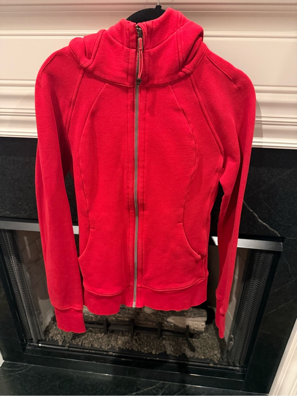 Lululemon Red Zip-Up Hooded Scuba Women's Jacket Sz 6 - Picture 2 of 6